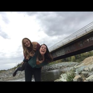 Meet your Posher, Rachel